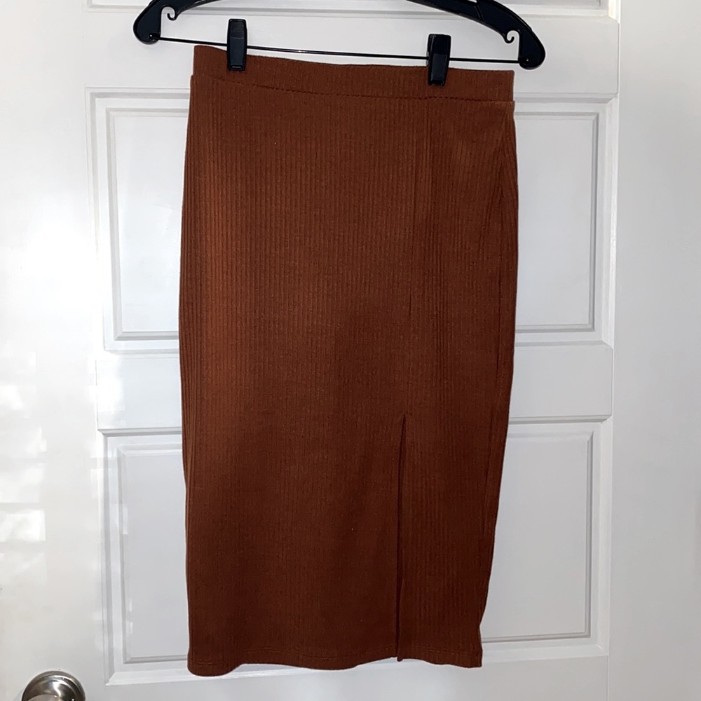 Matching Set - Picture 2 of 2